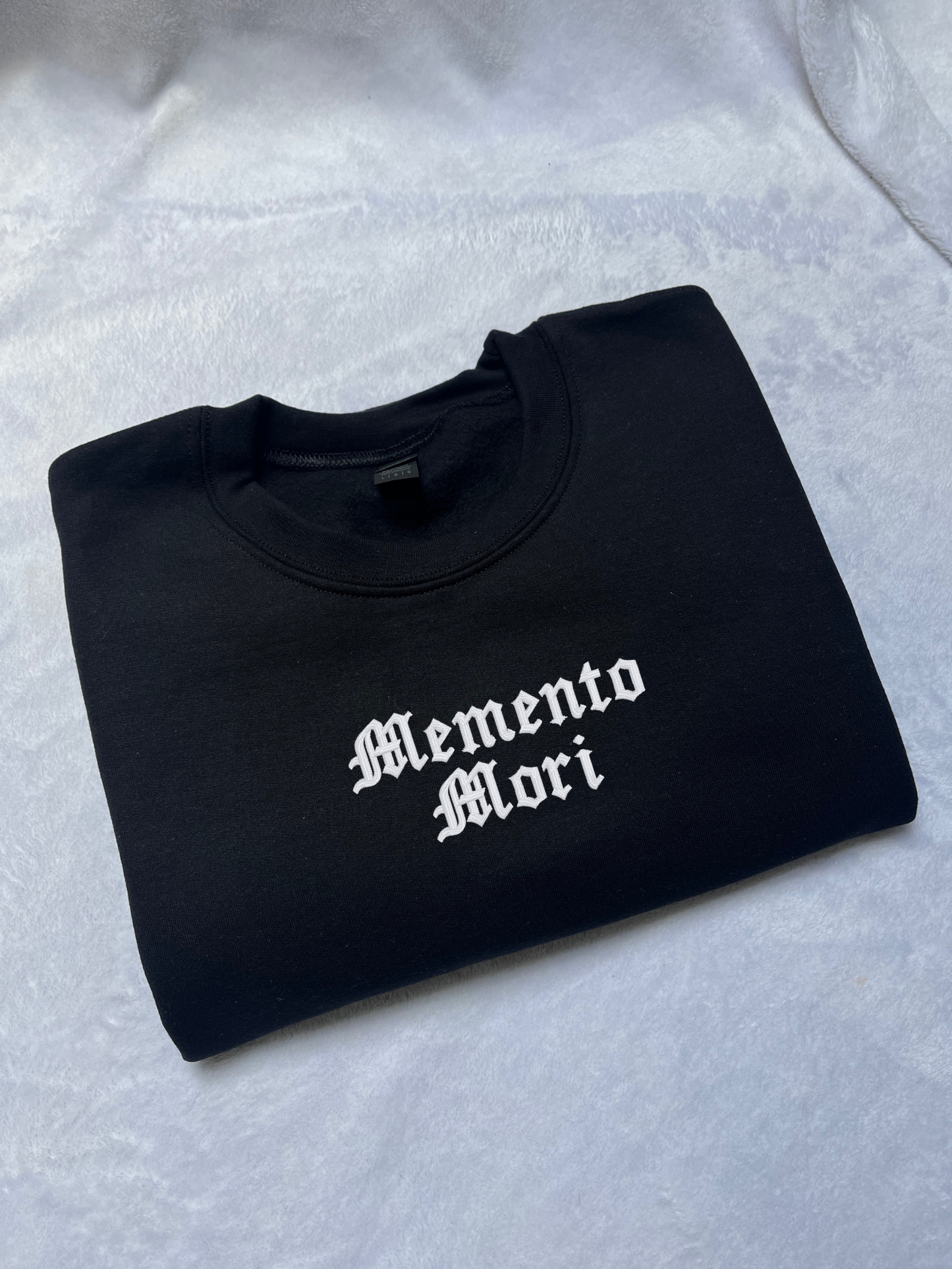 Memento Mori Sweatshirt / T-Shirt