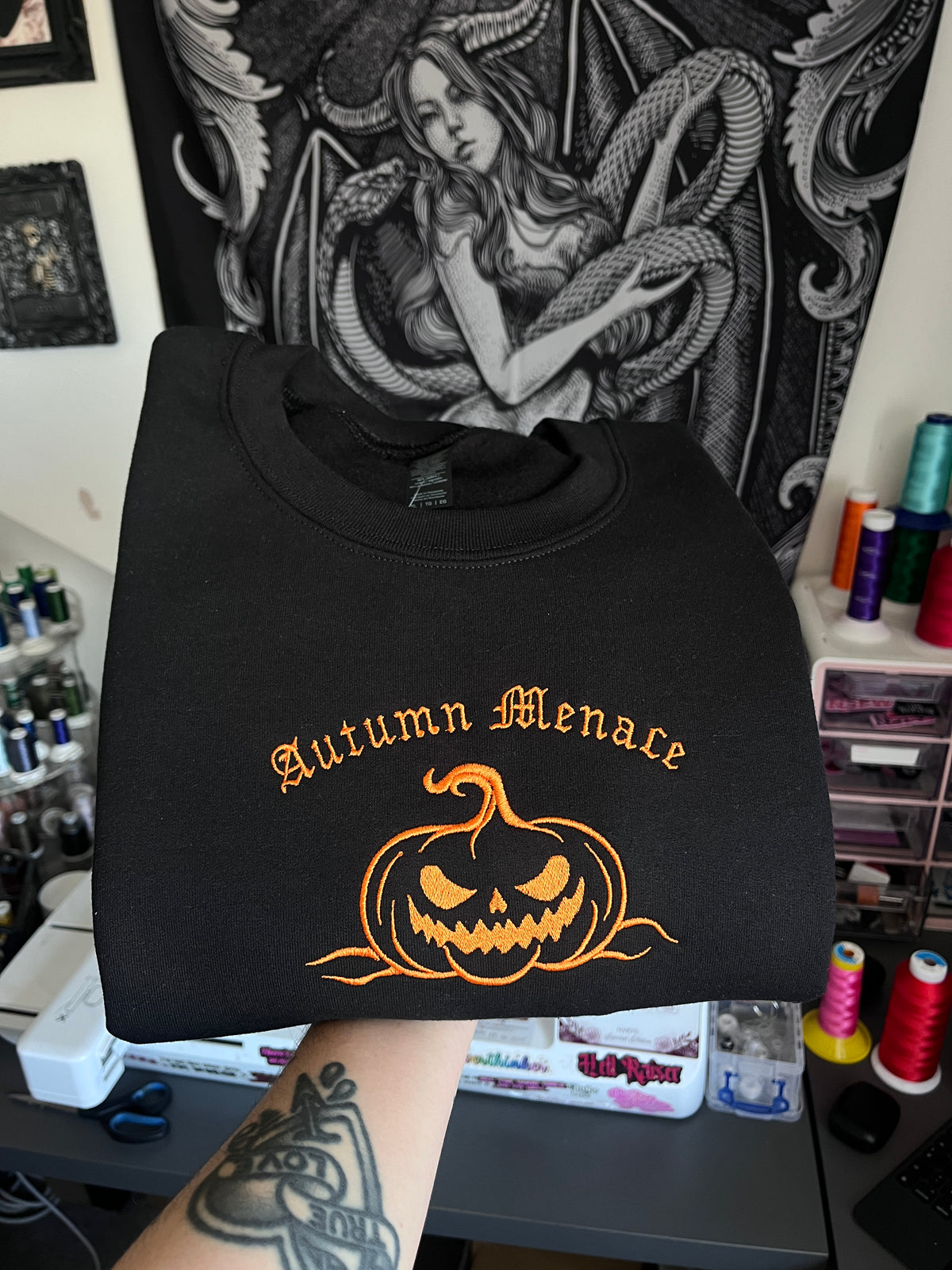 Autumn Menace Embroidered Sweatshirt / T-Shirt