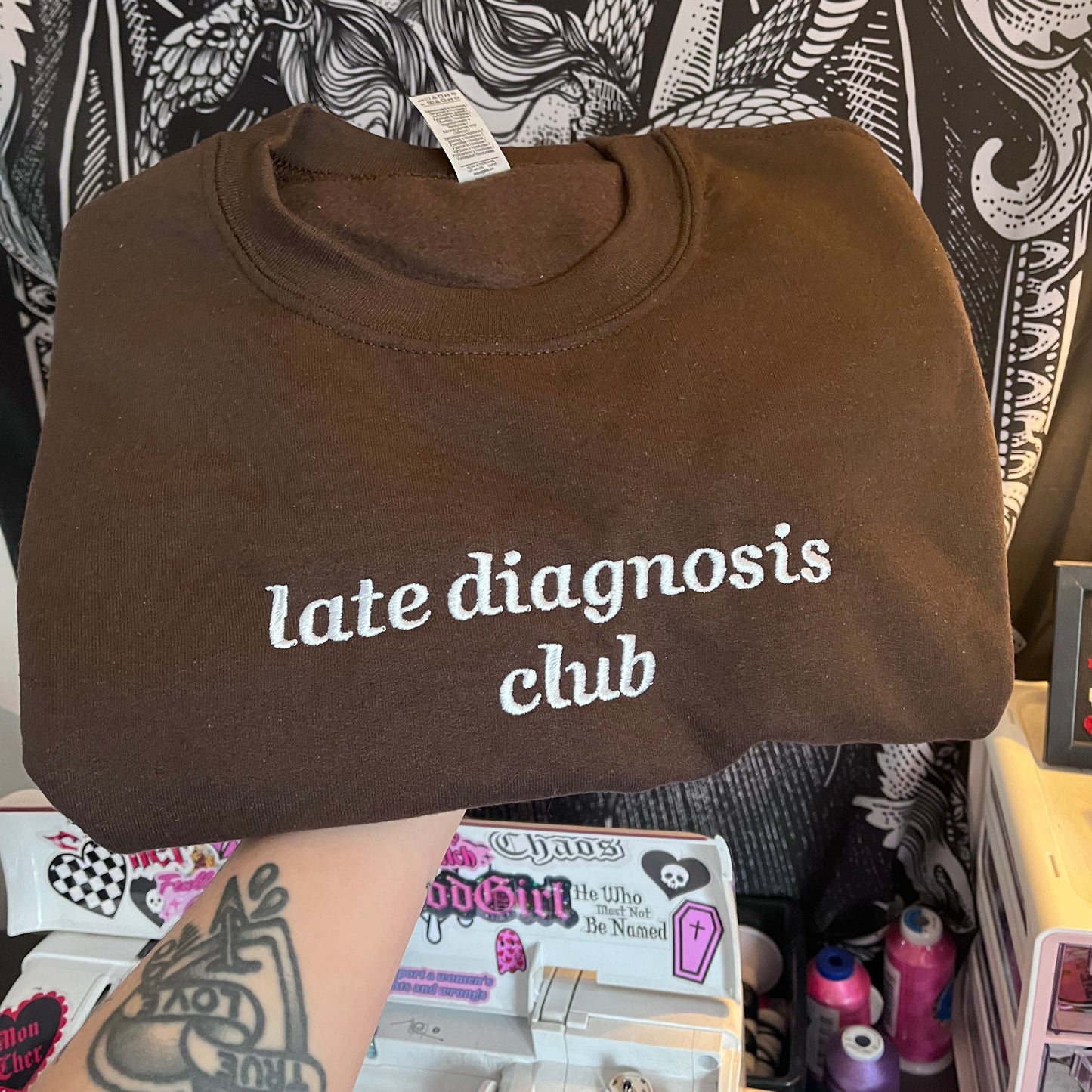 Late Diagnosis Club Swetashirt